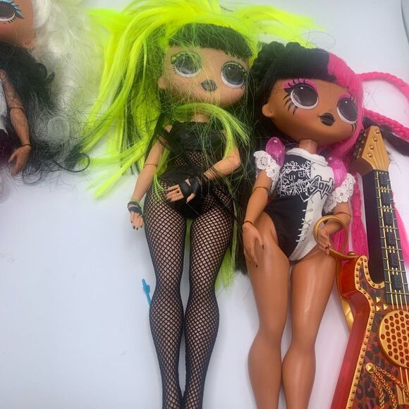L.O.L Surprise Rock‎ & Roll Musicians Doll Set Of 3 Guitars - Picture 3 of 7